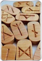 Гадания на Рунах на будущее